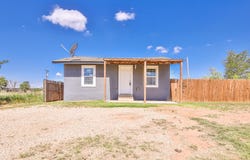805 S 4th Street, Slaton, TX 79364