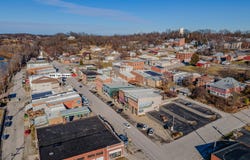 608 1st St, Glasgow, MO 65254