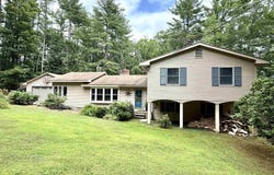 204 Meetinghouse Lane, Brattleboro, VT 05301