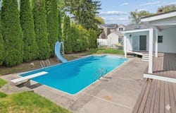 39 Bullard Ave, Worcester, MA 01605