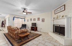 1019 East Austin Street, Nacogdoches, TX 75965