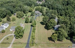 8051 Euclid Chardon Road, Kirtland, OH 44094