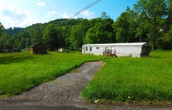 941 E Clayton Rd, Pence Springs, WV 24962