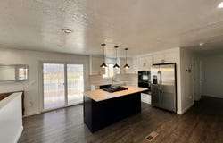 481 E Laurelwood DR S, Kaysville, UT 84037