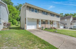 584A Main Street, Eynon, PA 18403
