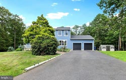 6 ABBEY ROAD, JACKSON, NJ 08527