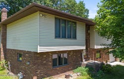 1103 Quarry Road, Old Forge, PA 18518