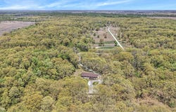889 E 1500 N, Wheatfield, IN 46392