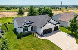 1408 Warrior Run Drive, Norwalk, IA 50211