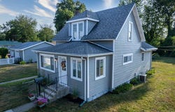 912 St Joseph Street, South Haven, MI 49090