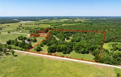 21222 W Big Springs Road, Gravette, AR 72736