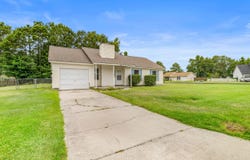 600 Foxfire Circle, Jacksonville, NC 28546
