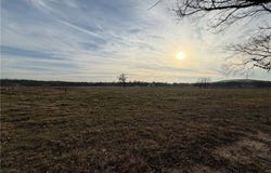Young Road, Summers, AR 72769