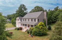 91 Brookside Dr, Middleboro, MA 02346