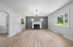 1174 Manchester Avenue SW, North Lawrence, OH 44666