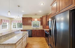 1002 Bunker Hill Dr, Lawrenceburg, KY 40342