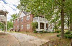 522 E Tombigbee St, Florence, AL 35630