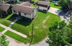 246 Crestwood Drive, Hobart, IN 46342