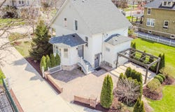 220 Hickory Street, Frankfort, IL 60423