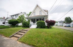 202 Pershing Avenue NE, North Canton, OH 44720