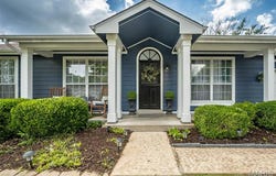 16144 Castlerea Boulevard, Ellisville, MO 63021