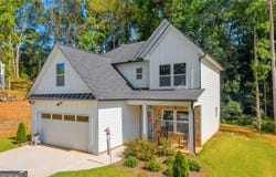 206 College, Royston, GA 30662