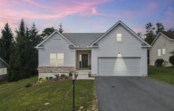 318 Golden Oaks Drive, White Haven, PA 18661