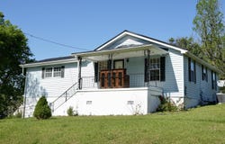 708 8th Street, Bridgeport, AL 35740