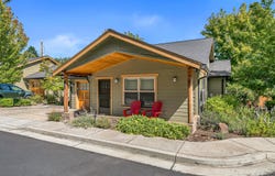 458 Beach Street, Ashland, OR 97520