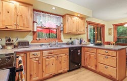 8174 MAPLEWOOD DR, St Germain, WI 54558
