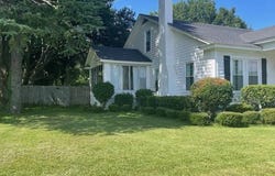 128 West Clinton, Jackson, AL 36545