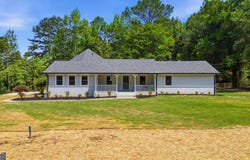 2450 tennyson Trail, Grayson, GA 30017