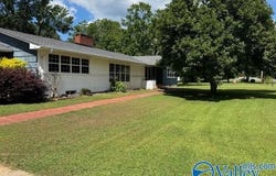 301 Lora Street, Scottsboro, AL 35768