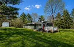 3 Santom St, Auburn, MA 01501
