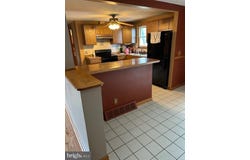 184 PINE AVENUE, WEST BERLIN, NJ 08091