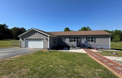 304 SONG BIRD LN, Danville, VA 24540