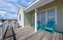 115 E Bogue Boulevard, Atlantic Beach, NC 28512