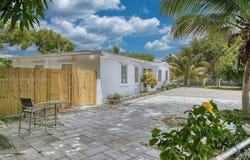 2900 NW 164th St, Miami Gardens, FL 33054