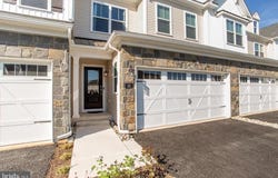 44 PARRY WAY, WARMINSTER, PA 18974