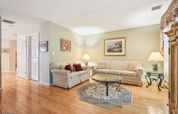 55 Hunter Rd, North Haledon Boro, NJ 07508-3303