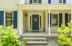 6 Kristen Way, Clinton, CT 06413