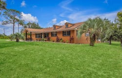 22134  O'Brien Rd, Howey In The Hills, FL 34737