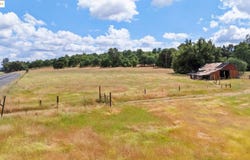 8553 Montezuma Rd, Jamestown, CA 95327