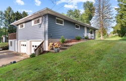 3900 W Bacon Road, Hillsdale, MI 49242