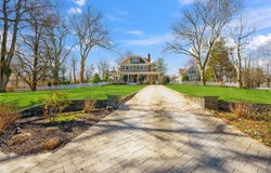 38 Cedar Street, Stony Brook, NY 11790