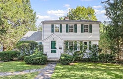 1036 High St, Westwood, MA 02090