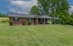 537 Bays Bend Road, West Liberty, KY 41472