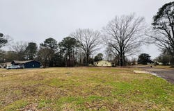 5523 Crepe Myrtle Drive, Jackson, MS 39206