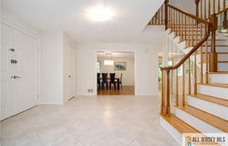 11 Buffalo Run, East Brunswick, NJ 08816