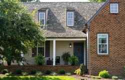 102 SMITHLEIGH CR, STAUNTON, VA 24401